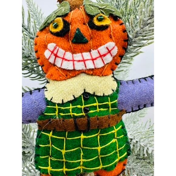 Handmade Felt Pumpkin Scarecrow Ornament Halloween Decor with Ghost - Picture 5 of 8